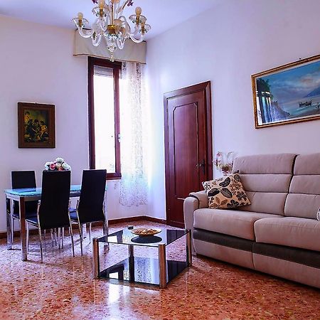 Appartamento Dei Frari Venedig Exteriör bild